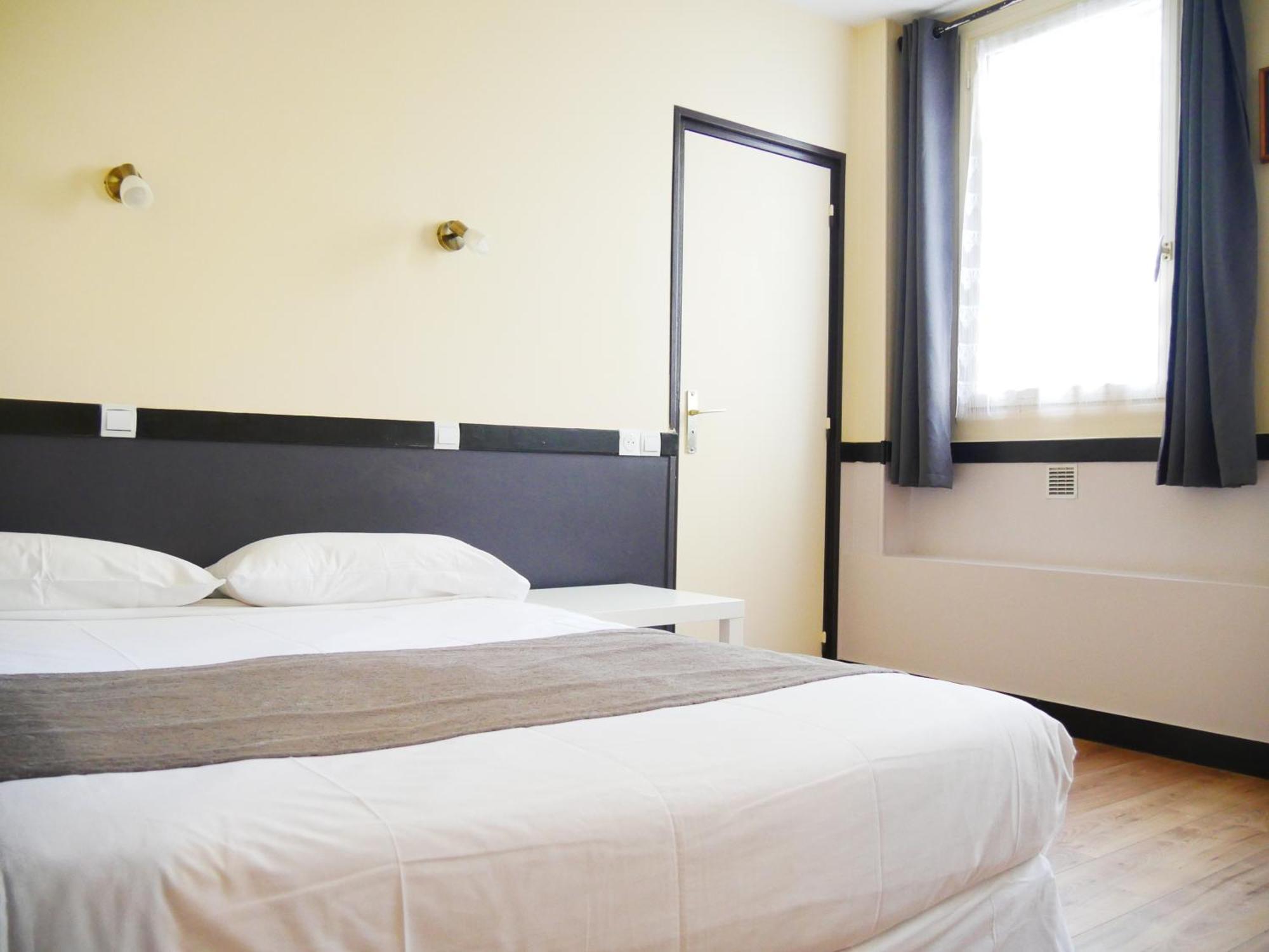 Hotel Des Bains A 10 Min De Paris Maisons-Alfort Esterno foto